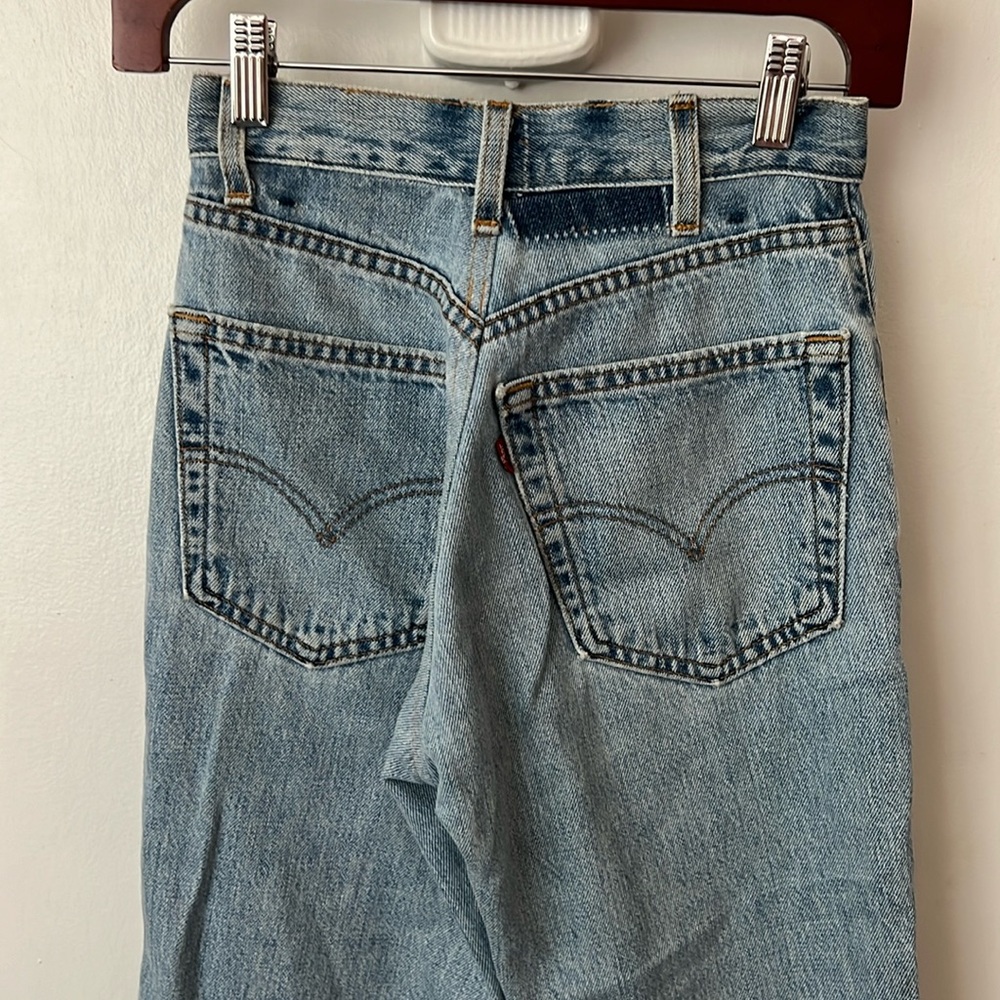 vintage levi light wash jeans size 24
